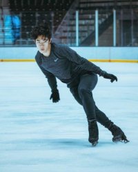 n skate.jpg n skate.jpg