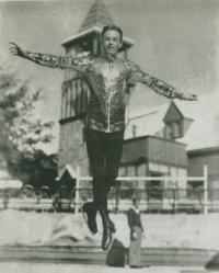 Bruce Mapes inventor of toe loop.png