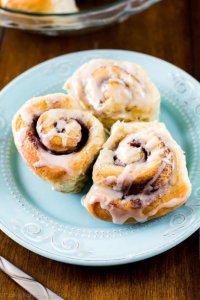 cinnamon-rolls-recipe.jpg