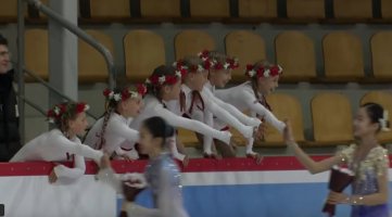 flower girls.jpg