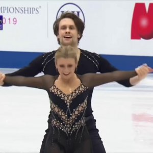 Kirsten Moore-Towers & Michael Marinaro - 2019 World Championships Warmups + FS