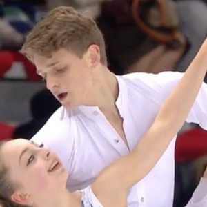 Aleksandra Boikova & Dmitrii Kozlovskii - 2016 Junior Grand Prix Final FS