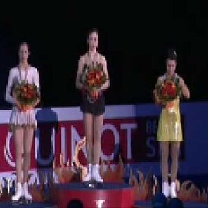 Carolina Kostner - European Figure Skating Championships 2009 Medal Ceremony (Finnish commentary)