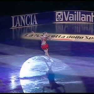 Carolina Kostner - Golden Skate Awards 2007 Act 2 (no commentary)