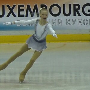 Lindsay van Zundert Season 2016-2017 FS Adv Novice Coupe due Printemps