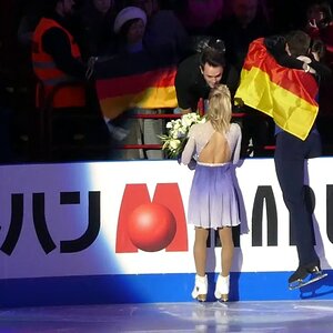 Aljona Savchenko & Bruno Massot Season 2017-2018 WC after medal ceremony