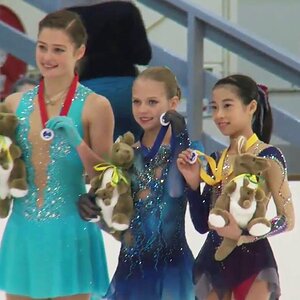 Anastasiia Guliakova - Victory ceremony 2017 JGP Brisbane