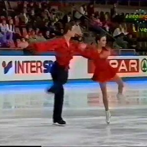Ekaterina Gordeeva & Sergei Grinkov RUS - 1994 European Championships SP