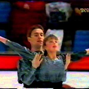 Elena Beloussovskaya & Igor Maliar UKR - 1994 European Championships SP