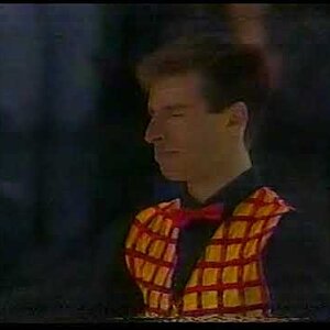 Misha Shmerkin Honors Yitzhak Rabin at 1995 Skate Canada