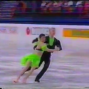 Isabelle Delobel & Olivier Schoenfelder FRA - 1996 World Junior Championship FD