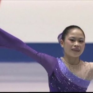 Satoko Miyahara - NHK Trophy 2013 SP (Eurosport, British commentary)