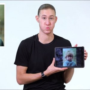 Jason Brown giving advice to his younger self (Dec.2017)