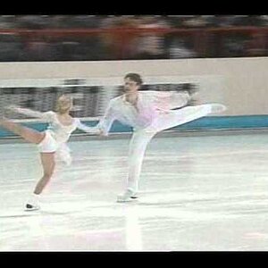 Review of the Pairs' Short Program - 1995/1996 Gran Prix Finals, Figure Skating