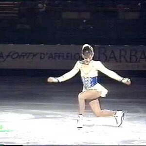 Tara Lipinski USA - 1997 Lalique Trophy Gala