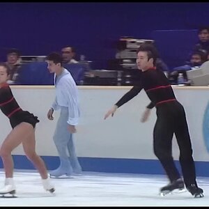 [HD] Pair SP - Group 2 Warming Up - 1998 Nagano Olympics