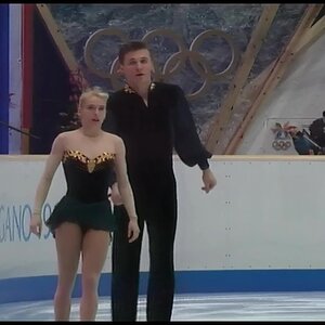 [HD] Pair FS - Group 3 Warming Up - 1998 Nagano Olympics