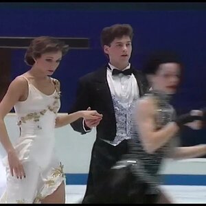[HD] Compulsory Dance "Golden Waltz"  Group 4 Warming Up - 1998 Nagano Olympics