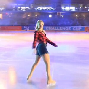 Amber Glenn - Challenge Cup 2019 - Exhibition Gala ( Kelly Clarkson ) - 2019.02.24