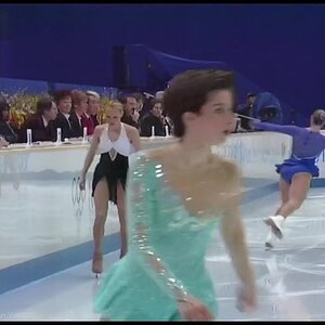 [HD] Ladies SP - Group 1 Warming Up - 1998 Nagano Olympics