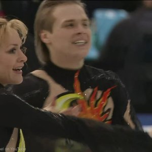 Albena DENKOVA / Maxim STAVIYSKI BUL 2002 WC FD - "O" (Cirque du Soleil)