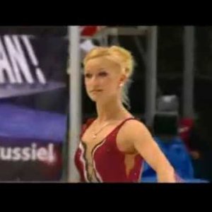 8 Tatiana VOLOSOZHAR / Maxim TRANKOV RUS 2011 WC SP
