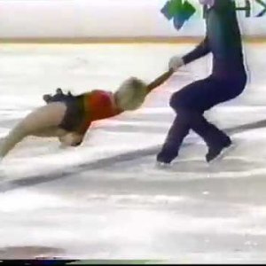 Elena Berezhnaya and Anton Sikharulidze - 1998 Cup Of Russia SP