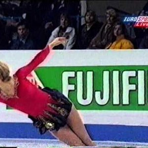 Elena Berezhnaya & Anton Sikharulidze RUS - 1999 European Championships SP