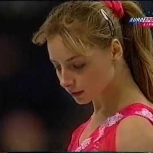 Viktoria Volchkova RUS - 1999 World Championships SP