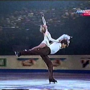 Elena Berezhnaya & Anton Sikharulidze RUS - 1999 World Championships Gala