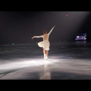 Satoko MIYAHARA - Stars on Ice 2022 - Stabat Mater (rinkside video)