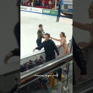 Andrei Mozalev greets the winners at the awards ceremony in Samara