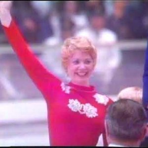 Siegerehrung Olympia 1972 Eiskunstlauf Damen mit Eva Pawlik am Mikrophon