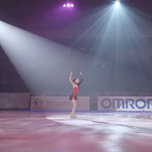Mao Asada - 2008 Medalist On Ice - EX