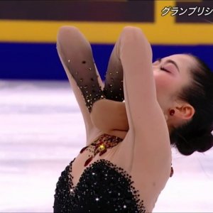 Satoko Miyahara - Rostelecom Cup 2019 SP (Japanese commentary)