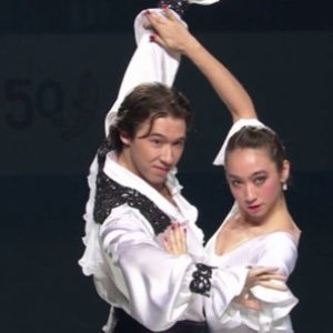 Cathy Reed / Chris Reed - 2014 Carnival On Ice - EX / SD