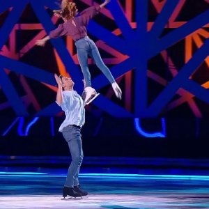 Olga Kuzmina and Alexander Enbert - "Ты не целуй"