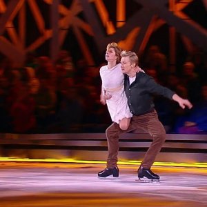 Yana Khokhlova and Vyacheslav Chepurchenko - "Поговори со мной"