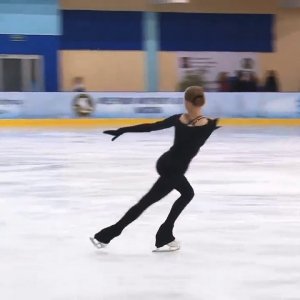 Daria Usacheva - 2018 Moscow Younger Age Championships Step Sequence and Spin