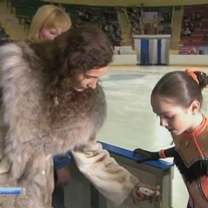 Evgenia Medvedeva - 2012 Russian Nationals SP