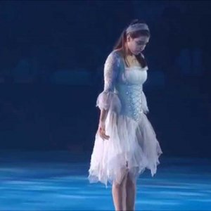 Alissa Czisny  - Halloween on Ice 2015 - Act One: Clair de Lune