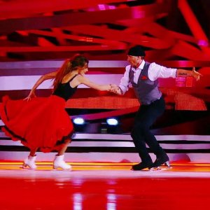 Regina Todorenko and Roman Kostomarov - "Rinascero"