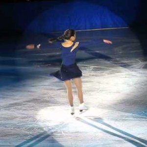 Alissa Czisny - An Evening with Champions 2014 - Liszt Consolation No. 3 (rinkside video)