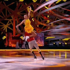 Olga Buzova and Dmitry Soloviev - "Angry Birds"