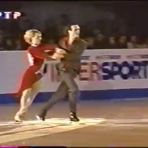 Barbara Fusar-Poli & Maurizio Margaglio - 2001 European Championships Exhibition 2