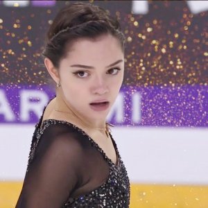 Evgenia Medvedeva - 2018 GP Internationaux de France Grenoble FS