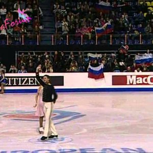 Ekaterina Bobrova & Dmitri Soloviev - 2013 European Championships Short Dance
