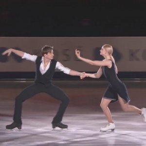 Anastasia Skoptsova & Kirill Aleshin - 2017 Junior Grand Prix Final Exhibition