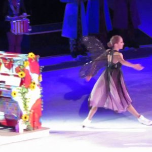 Carolina Kostner - Intimissimi on Ice 2016 - Can't help falling in love with Andrea Bocelli (rinkside video)