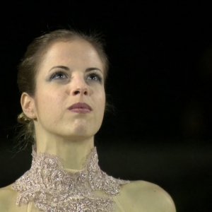 Carolina Kostner - Golden Skate Awards 2017 - Claire de Lune (no commentary)